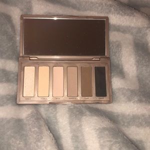 UD NAKED BASICS Palette
